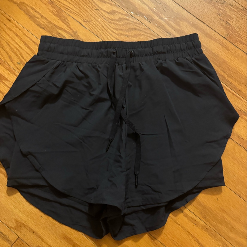 Buffbunny Lifesaver Short